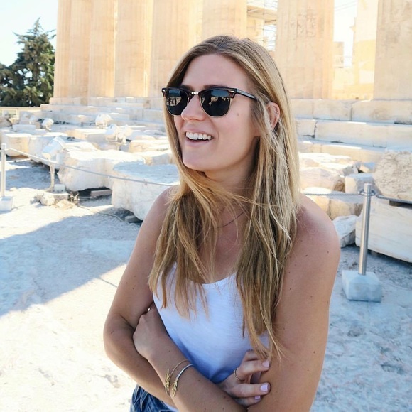 Meet your Posher, Sonya - Picture 3 of 6